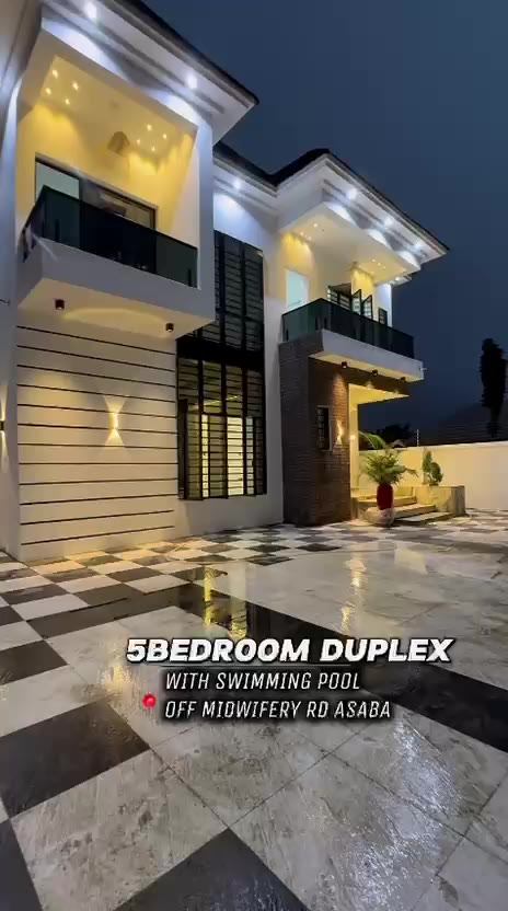 5 Bedroom duplex